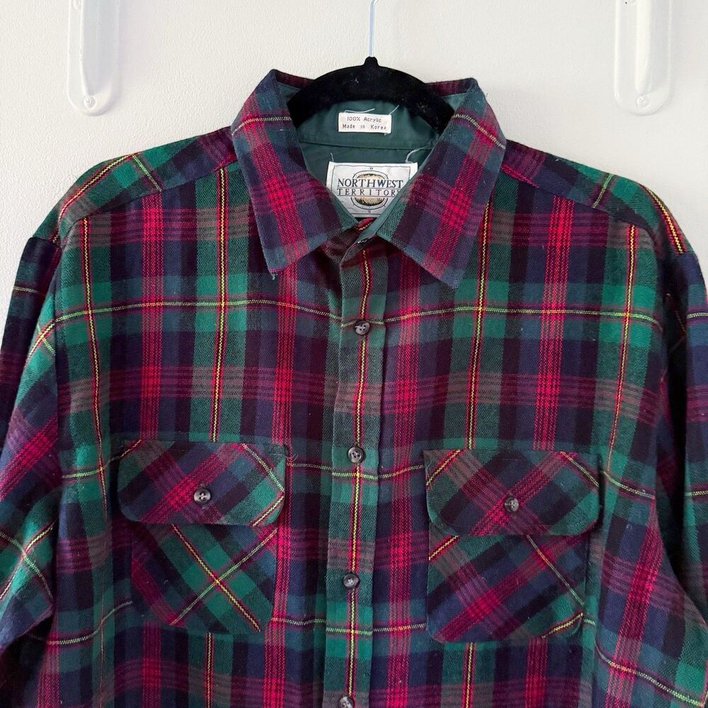 Northwest Territory Mens L Green Plaid Acrylic Grunge Flannel Button Down Shirt